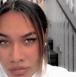 Meet your Posher, Edna